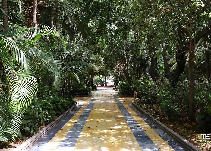 208, Close To The Beach, 2 Bedroom,golden Mile *
