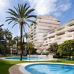 208, Close To The Beach, 2 Bedroom,golden Mile 公寓