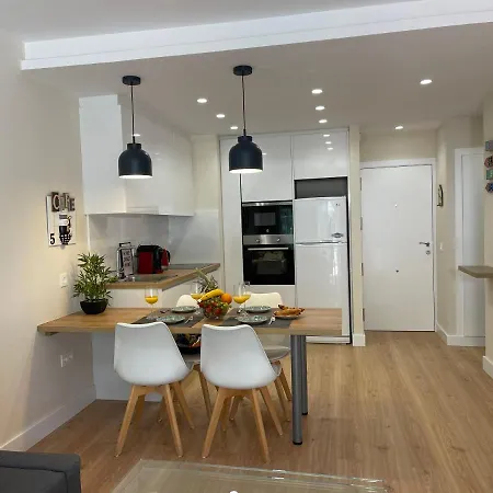 Apartamento 208, Close To The Beach, 2 Bedroom,golden Mile