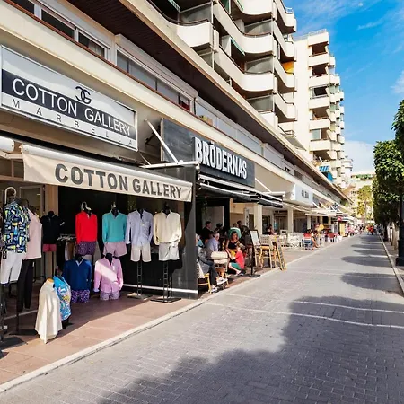 Apartamento 208, Close To The Beach, 2 Bedroom,golden Mile Marbella