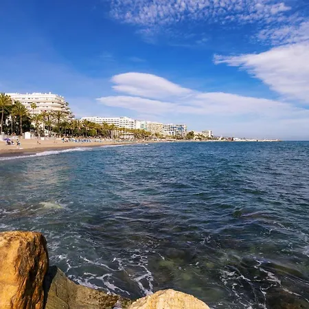 208, Close To The Beach, 2 Bedroom,golden Mile Apartment *