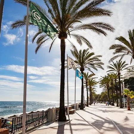 Apartamento 208, Close To The Beach, 2 Bedroom,golden Mile