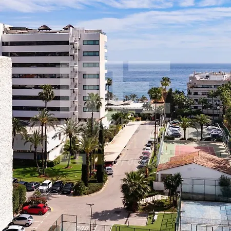 208, Close To The Beach, 2 Bedroom,golden Mile Marbella