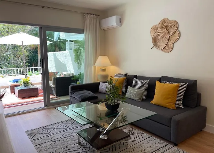208, Close To The Beach, 2 Bedroom,golden Mile Marbella