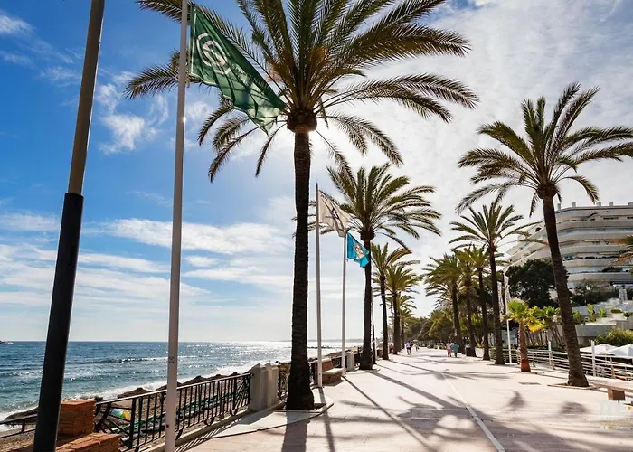 Apartment 208, Close To The Beach, 2 Bedroom,golden Mile