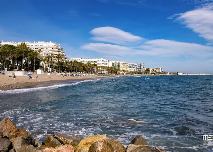 208, Close To The Beach, 2 Bedroom,golden Mile *