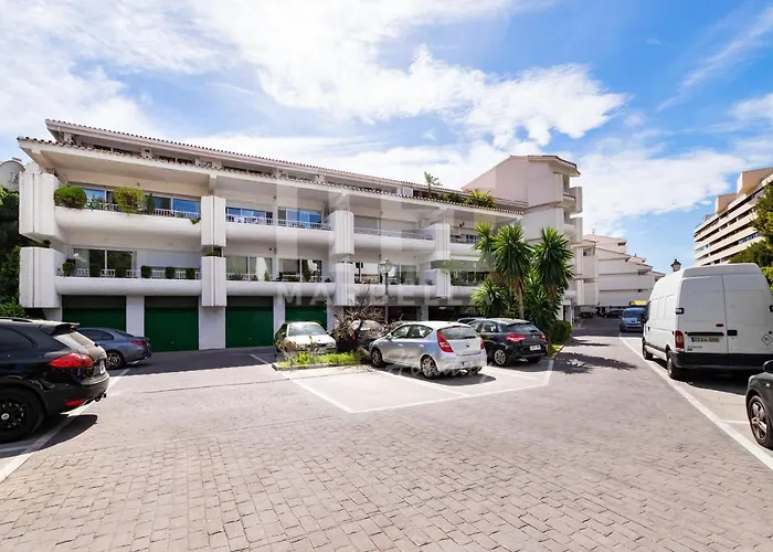 208, Close To The Beach, 2 Bedroom,golden Mile *