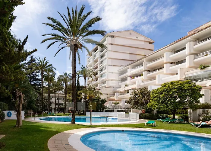 208, Close To The Beach, 2 Bedroom,golden Mile Appartement